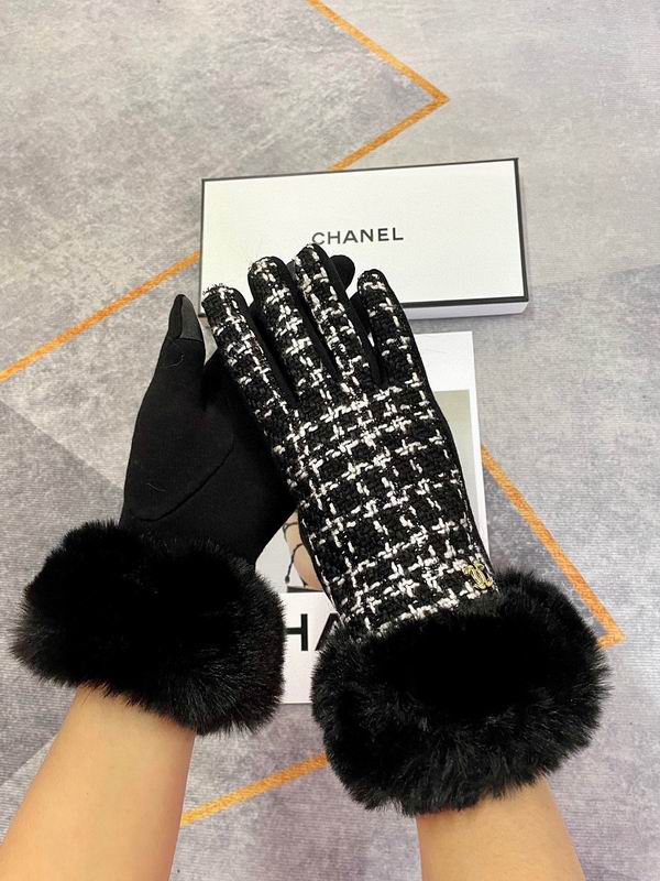 Chanel gloves hm88